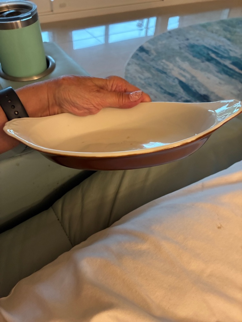 Vintage Hall 528 casserole bowl